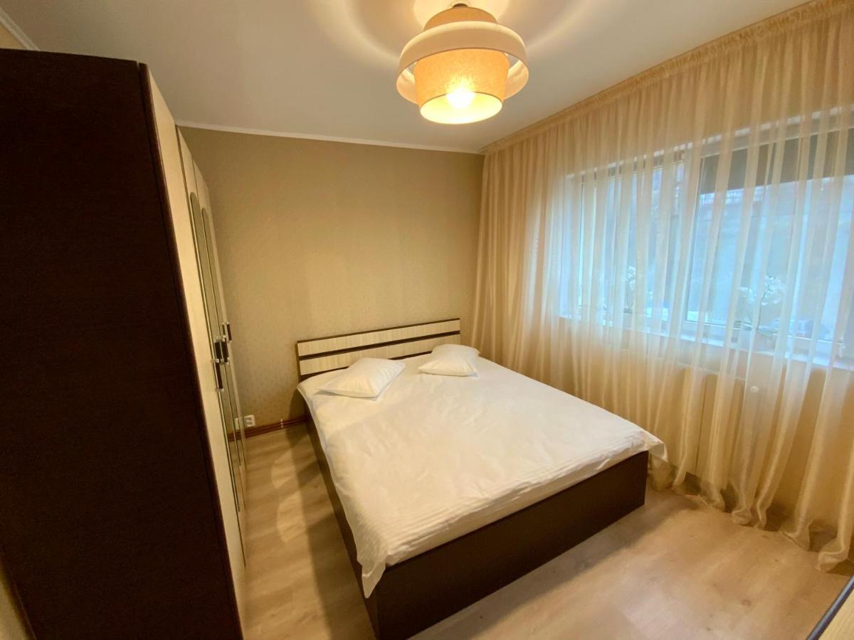 Apartament Bella Tirgu Ocna Exterior photo