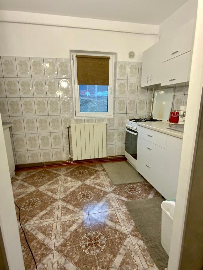 Apartament Bella Tirgu Ocna Exterior photo